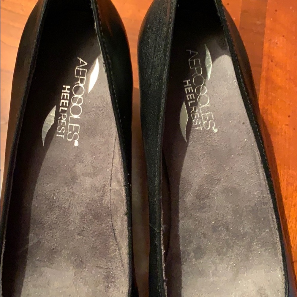 Shoes - Picture 4 of 4
